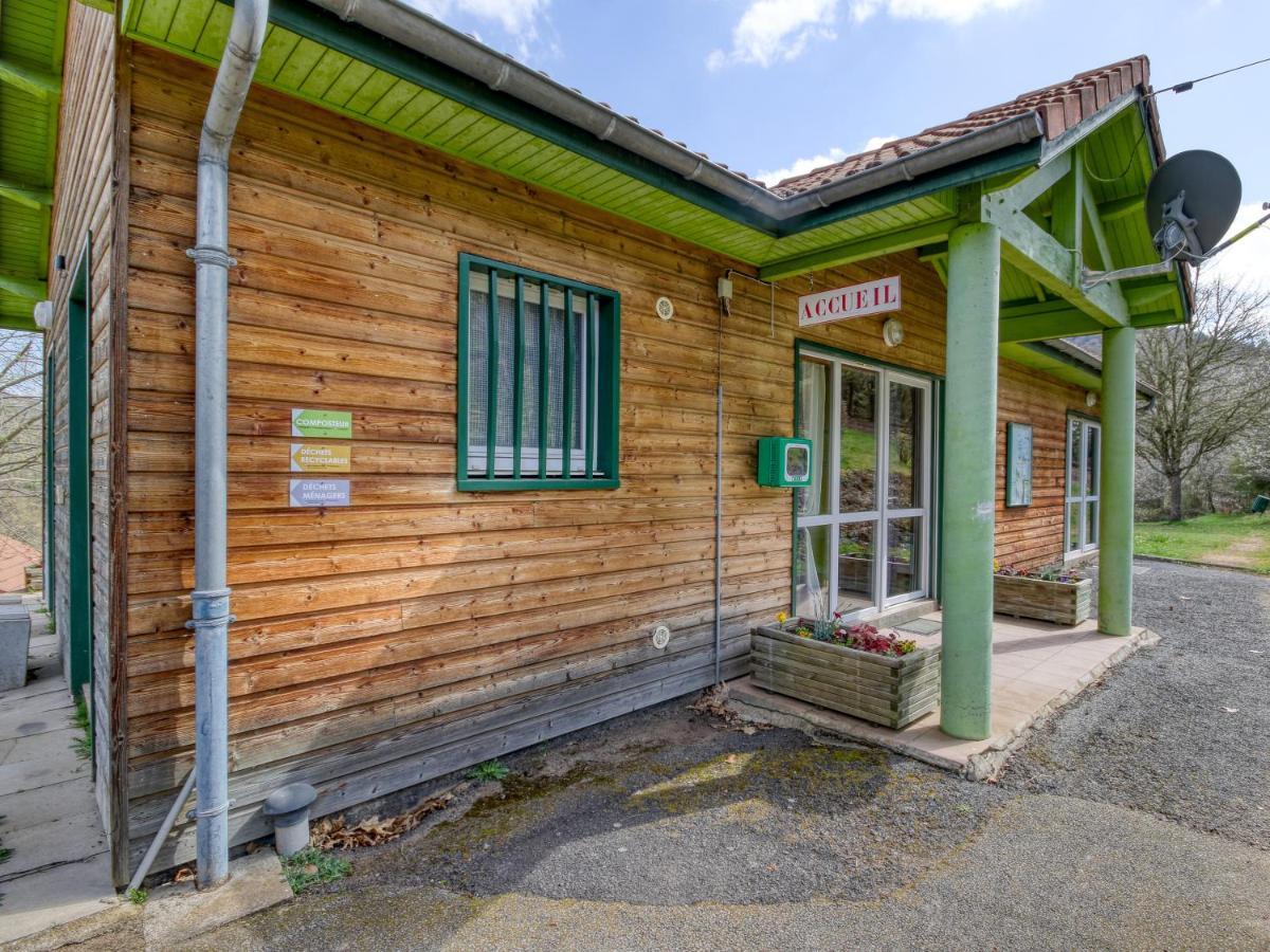 Vacanceole - Les Chalets De La Chazotte Saint-Jacques-dʼAmbur Kültér fotó