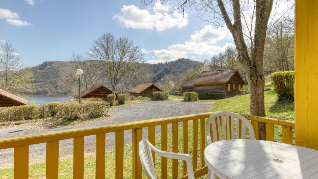 Vacanceole - Les Chalets De La Chazotte Saint-Jacques-dʼAmbur Kültér fotó